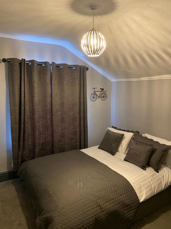 Ideal Abode Leonard Chester Buitenkant foto